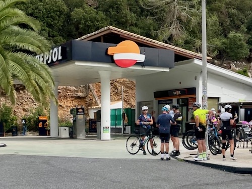 Radfahrer am Coll de sa Bataia